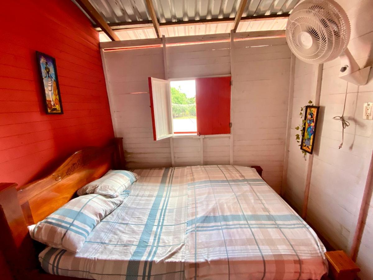 Hostal Paraiso Isla Mucura Room photo